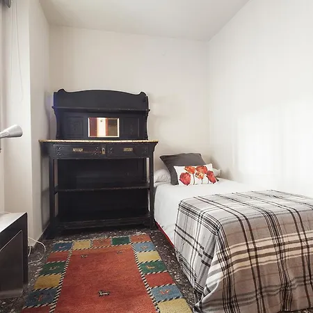 My Space Bonanova Center Apartment *